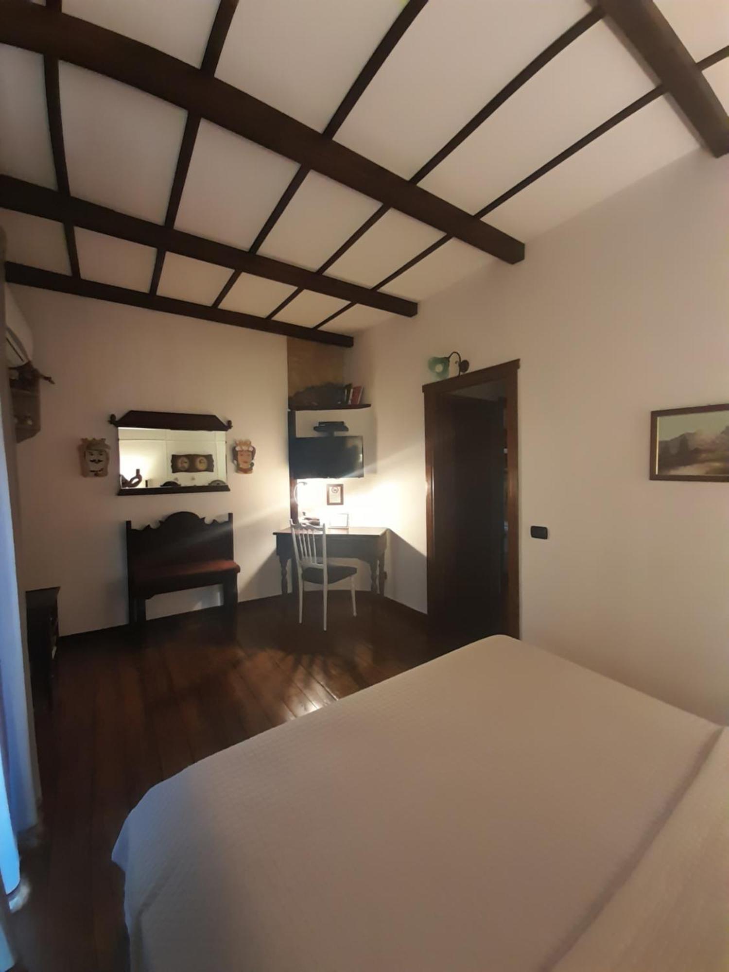 Antica Dimora Historic Building Bed & Breakfast Enna Exterior photo